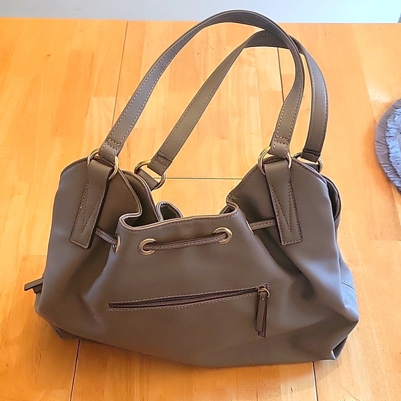 Liz Claiborne Grey Moon Purse - Picture 3 of 7